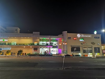 Plaza Boulevares